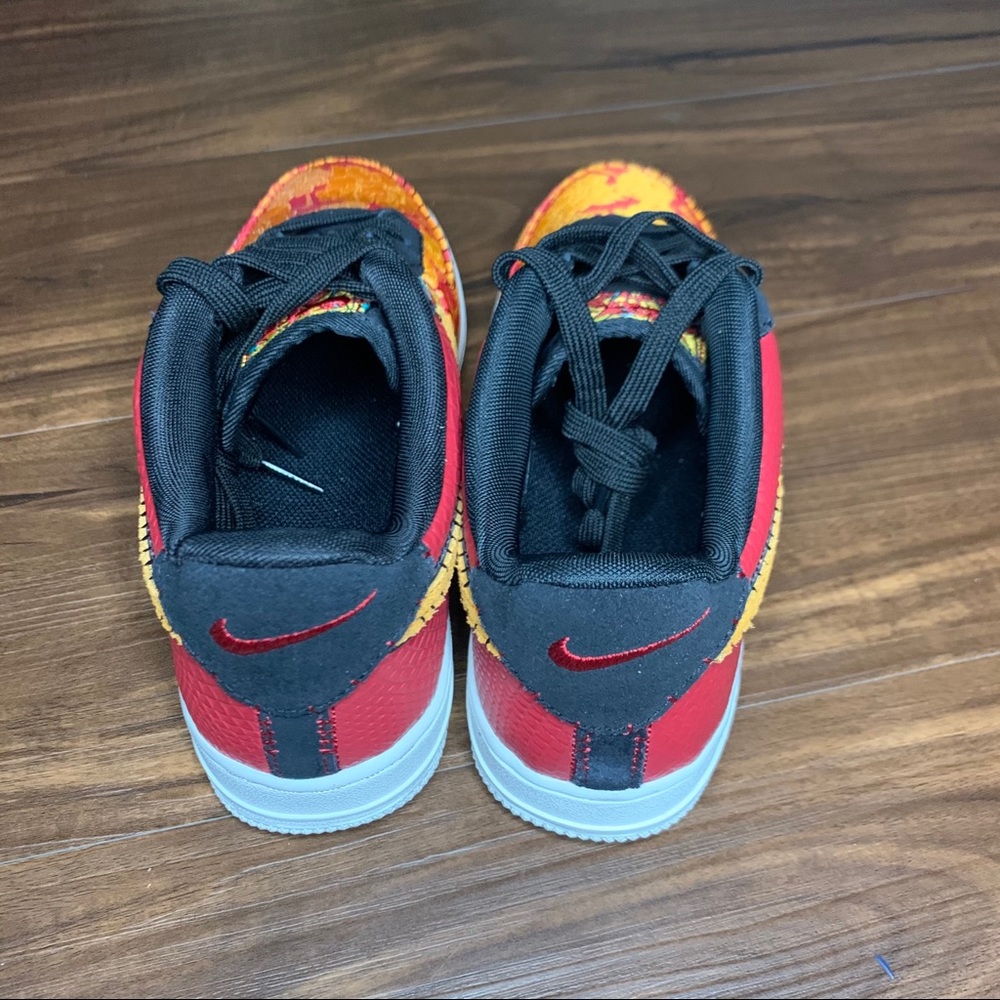 Nike Air Force 1 Chinese New Year - Picture 4 of 4